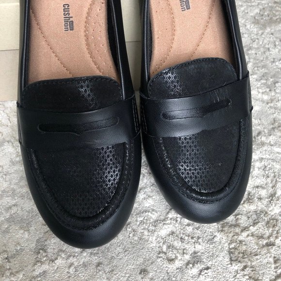 clarks kinzie willow flat